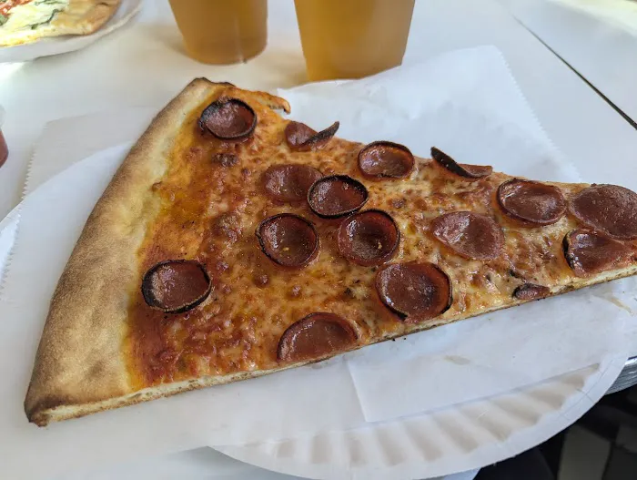 Williamsburg Pizza Lower East Side Picture 7