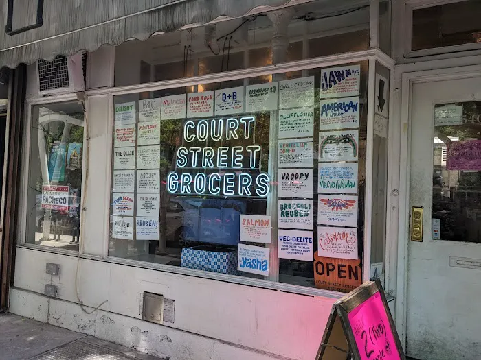 Court Street Grocers Picture 5