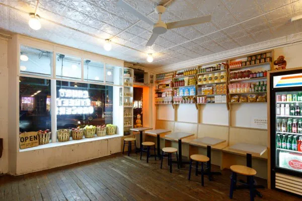 Court Street Grocers Picture 2