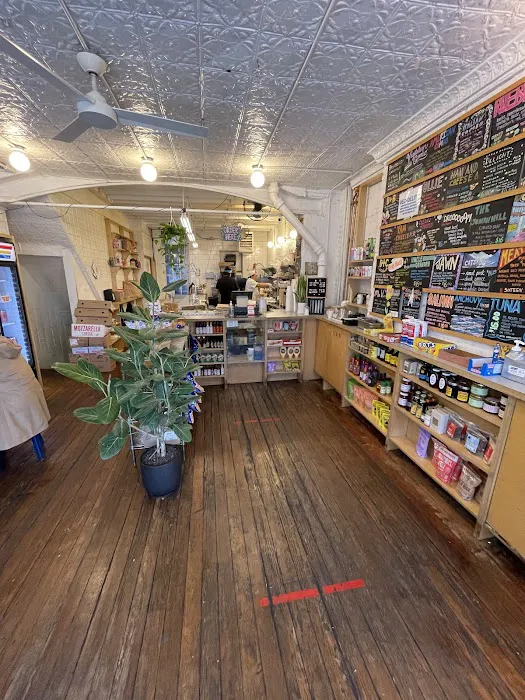 Court Street Grocers Picture 9