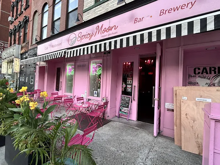 Spicy Moon Bowery Picture 4