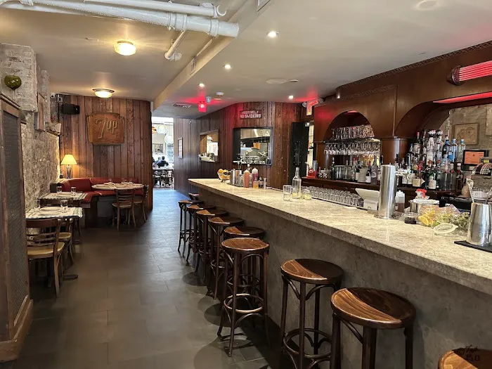 Emmett's on Grove Picture 6