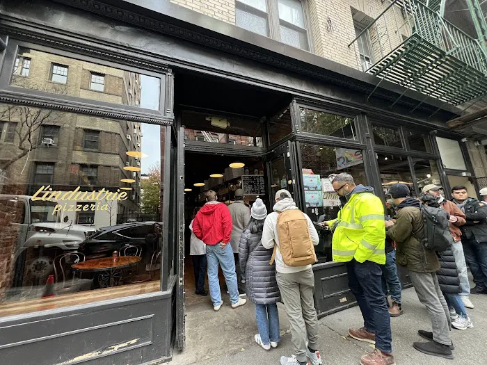 L’industrie Pizzeria West Village Picture 2