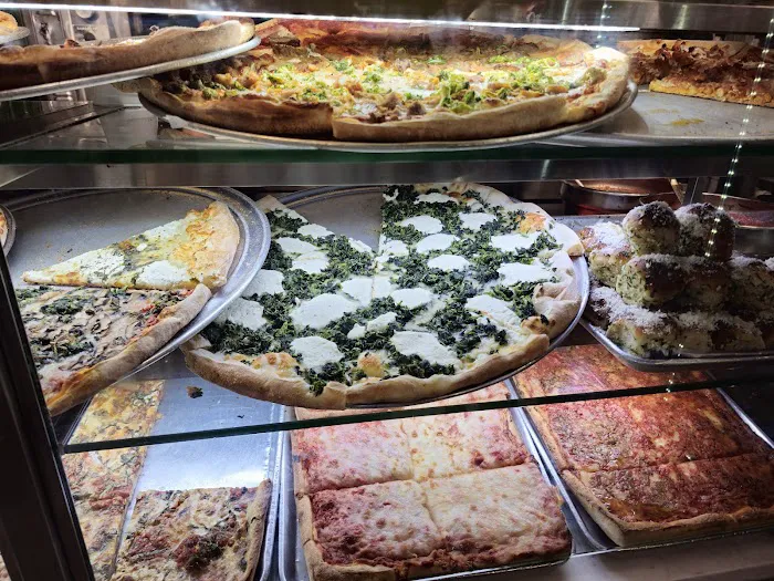 Bleecker Street Pizza Picture 5