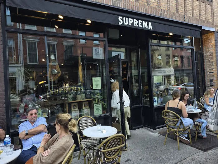 Suprema Provisions Picture 6
