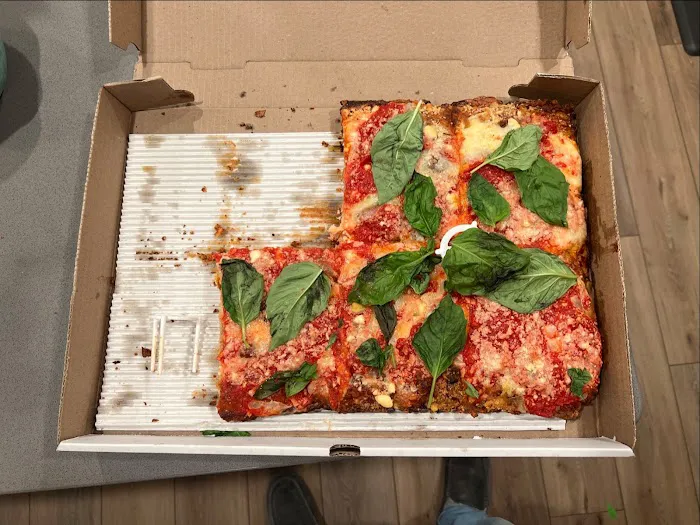 Mama's TOO! Pizzeria West Village Picture 6