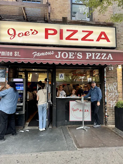 Joe's Pizza Picture 2