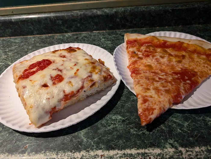 Joe's Pizza Picture 3