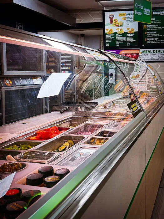 Subway Picture 3