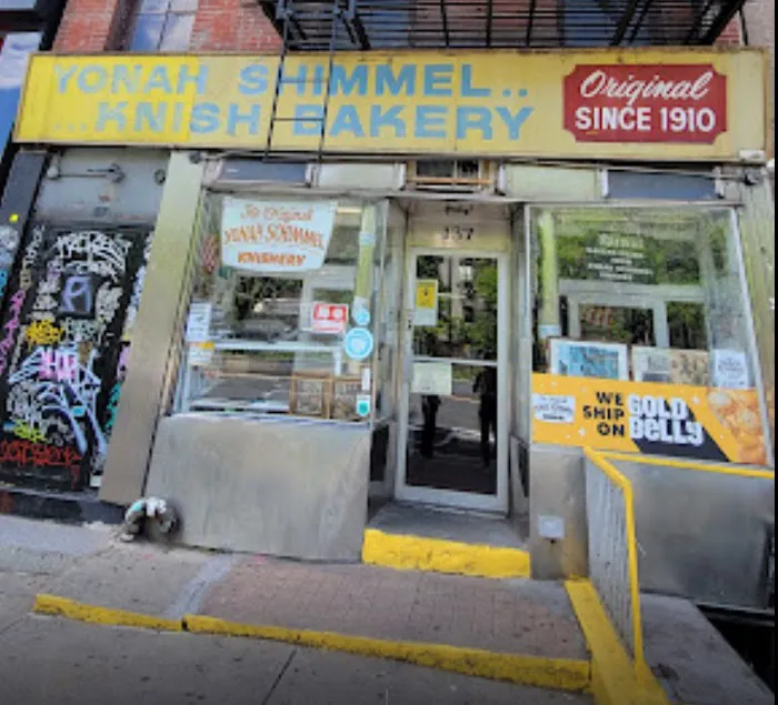 Yonah Schimmel's Knish Bakery Picture 9