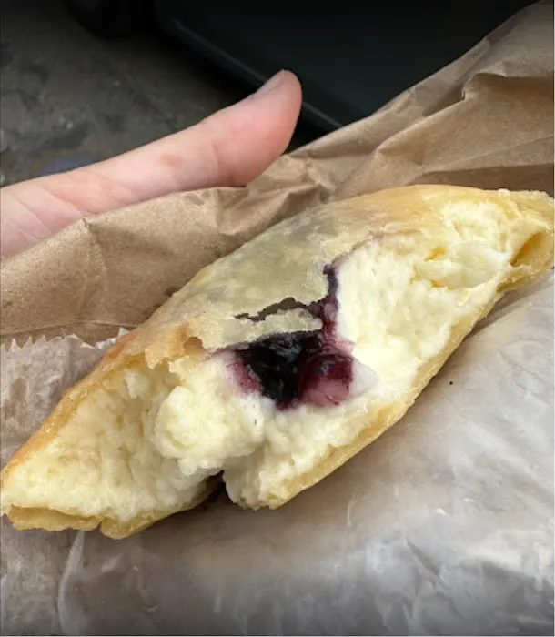 Yonah Schimmel's Knish Bakery Picture 8