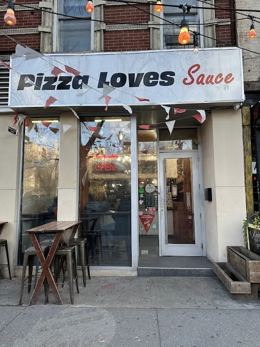 Pizza Loves Sauce Picture 6