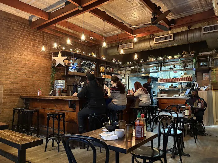 Saigon Shack Picture 6
