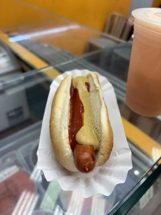 Papaya Dog Picture 3