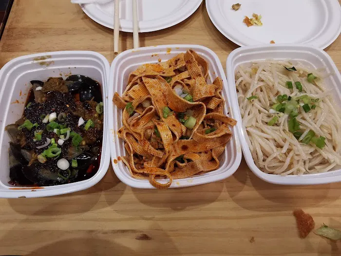Bings & Noodles Picture 10