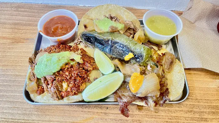 Taquería el Chato Picture 1