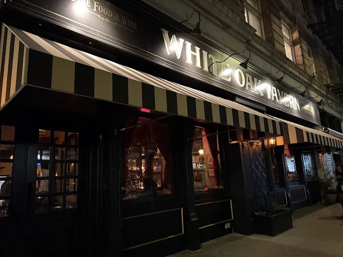 White Oak Tavern Picture 7