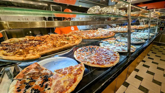 Ray's Pizza & Bagel Cafe Picture 3