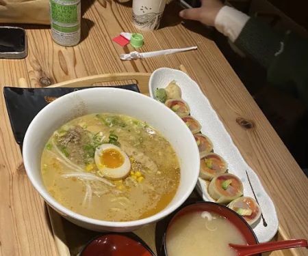 Jin Noodle and Sushi