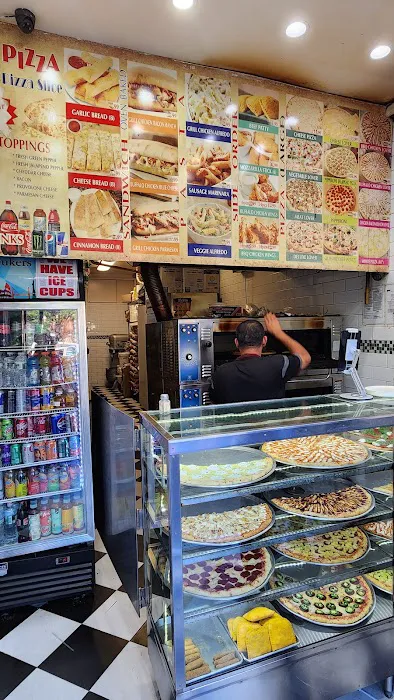 99¢ Pizza Picture 6