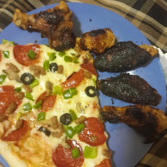 Houston Fresh Pizza Picture 1