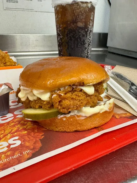 Popeyes Louisiana Kitchen Picture 3