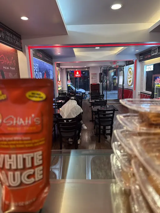 Shah's Halal Food Picture 3