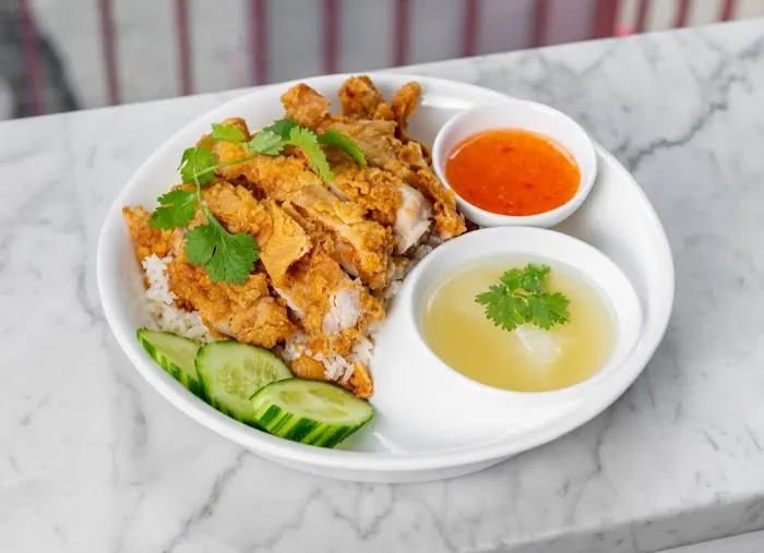 ME CHICKEN RICE Picture 4