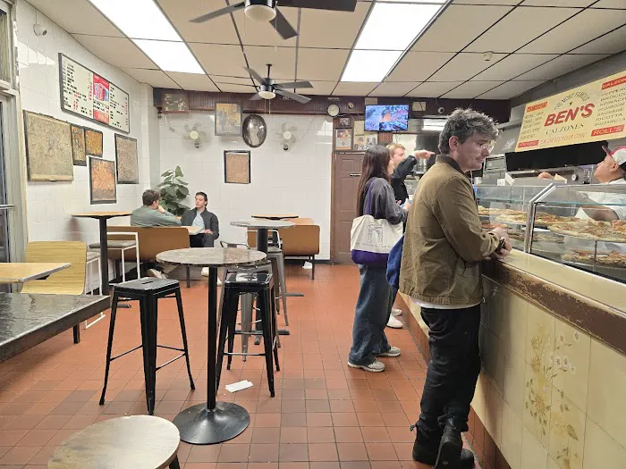 Ben's Pizzeria Picture 2