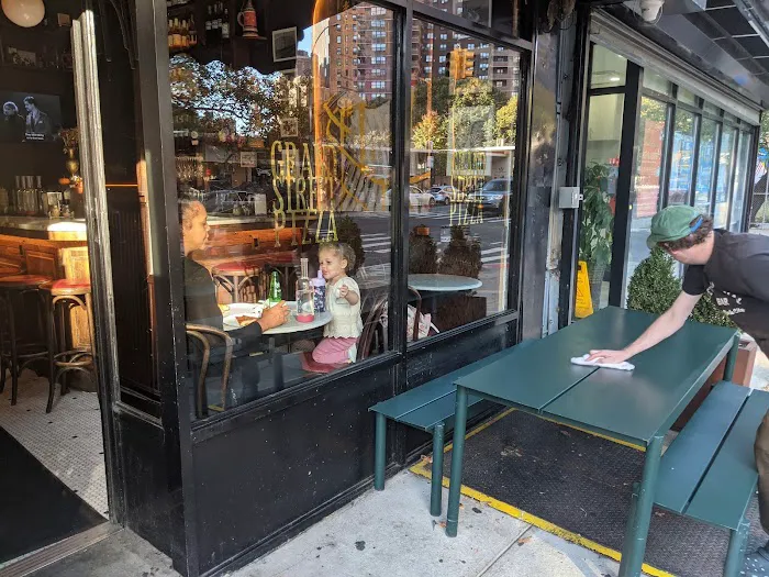 Grand Street Pizza Picture 7