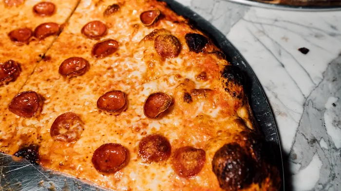 Grand Street Pizza Picture 10