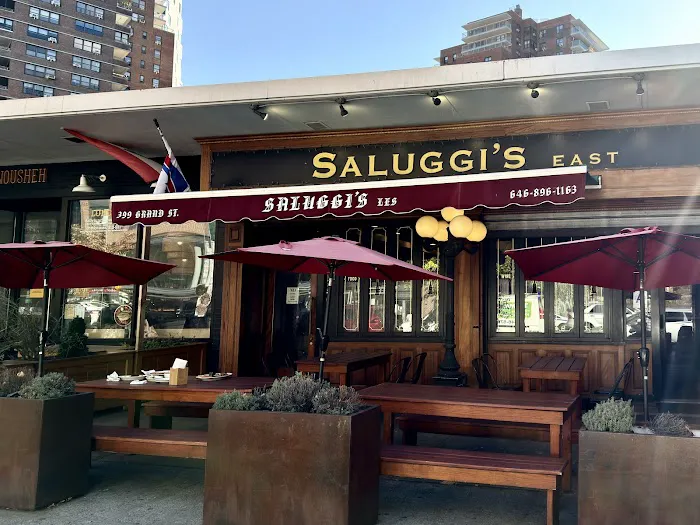 Saluggi's East Picture 3