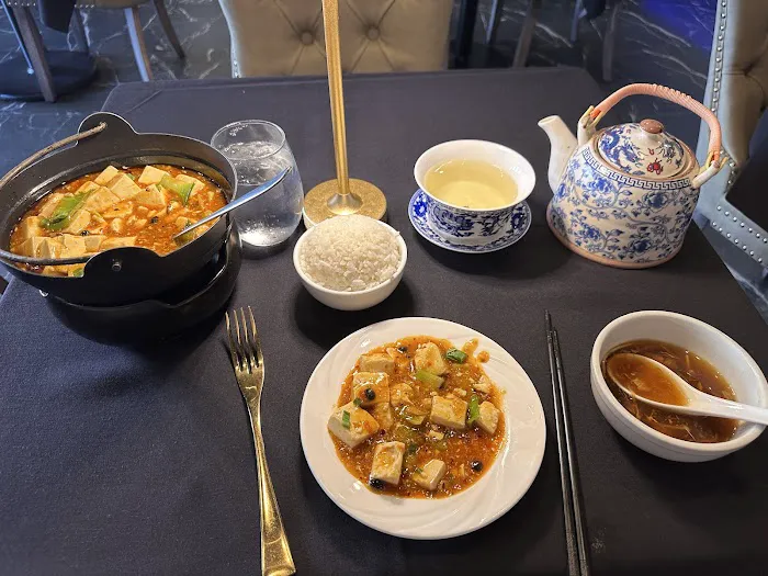 Fan Szechuan Restaurant & Bar 大宅门餐厅酒吧 Picture 4