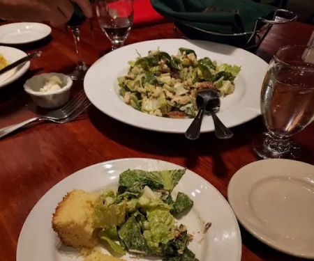 Knickerbocker Bar & Grill