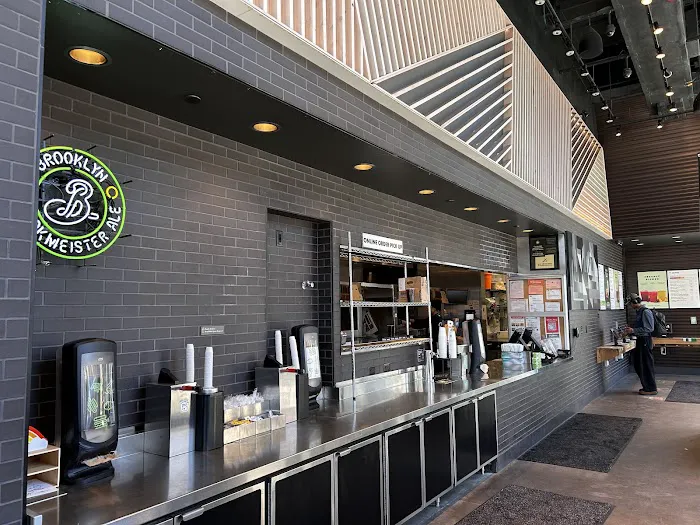 Shake Shack Astor Place Picture 10