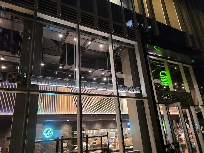 Shake Shack Astor Place Picture 1
