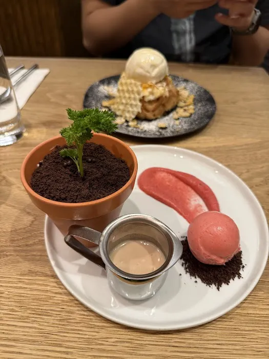 Spot Dessert Bar Picture 2