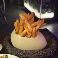 Wonderland Bar ico