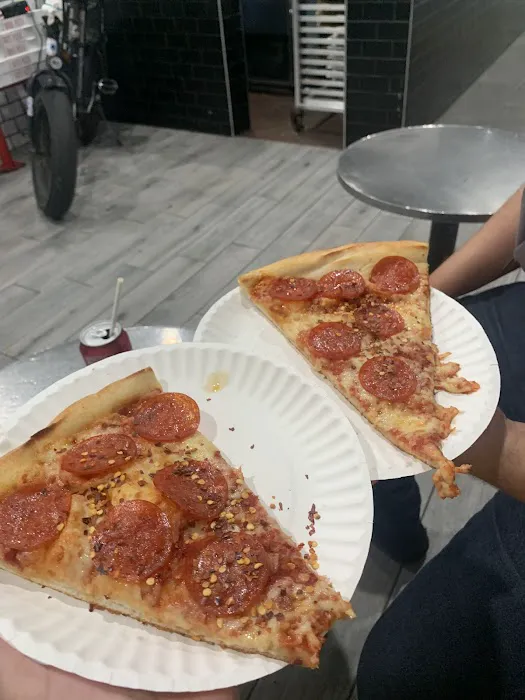2 Bros Pizza Picture 4