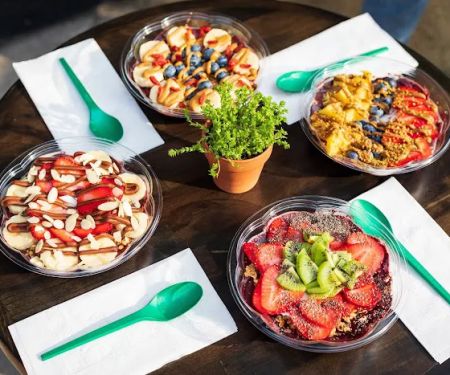 Tropic Berry Cafe