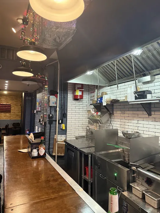 Blue Road Burger Picture 6