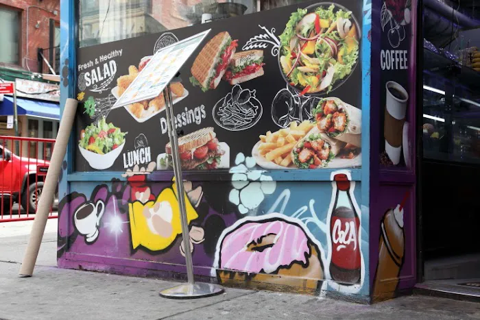 Sam’s Juice Bar & Grill Picture 3