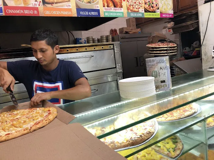 bd pizza Picture 3