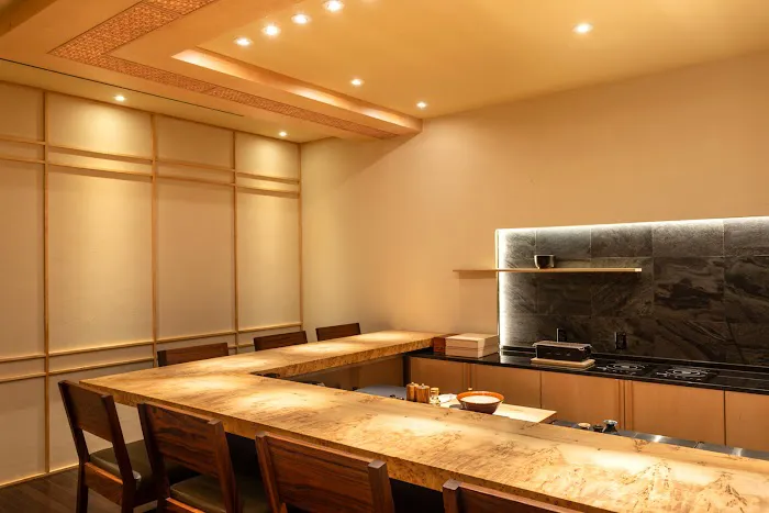 USHIWAKAMARU Sushi Omakase Picture 9