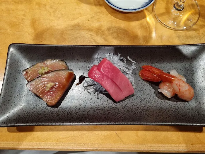 USHIWAKAMARU Sushi Omakase Picture 1