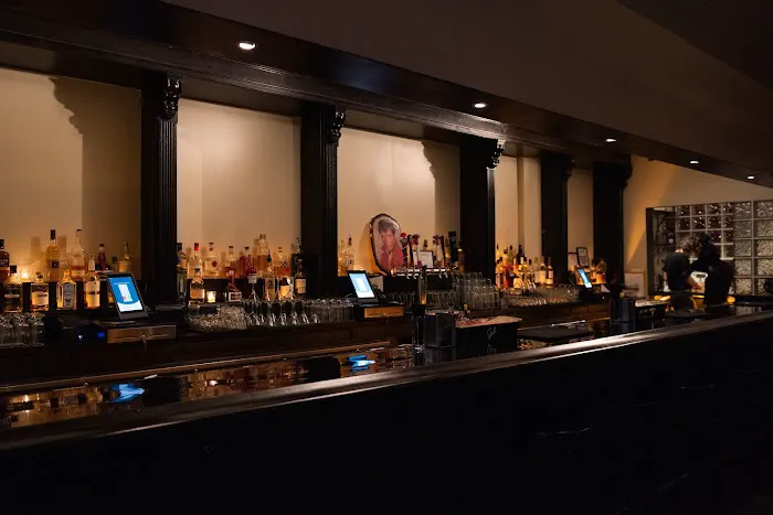 Funny Bar Picture 3