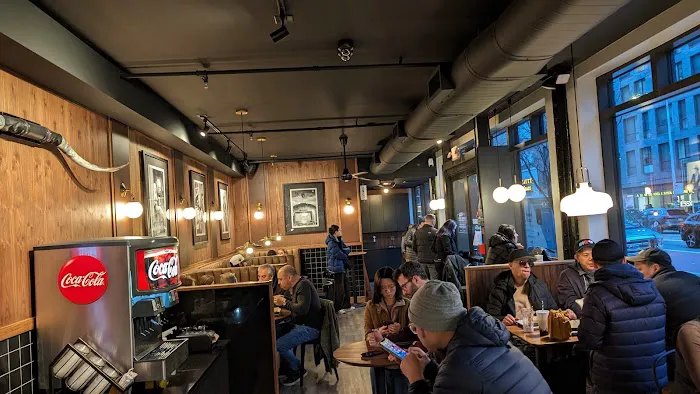 Gotham Burger Social Club Picture 6