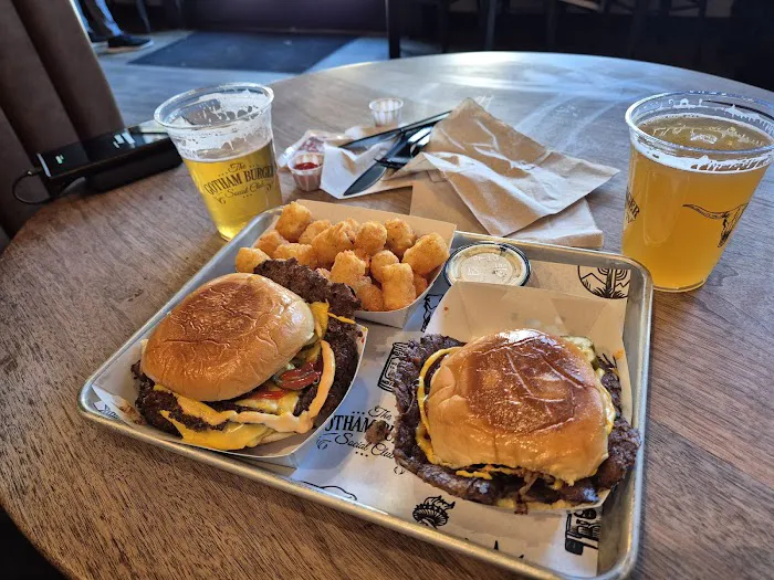 Gotham Burger Social Club Picture 5