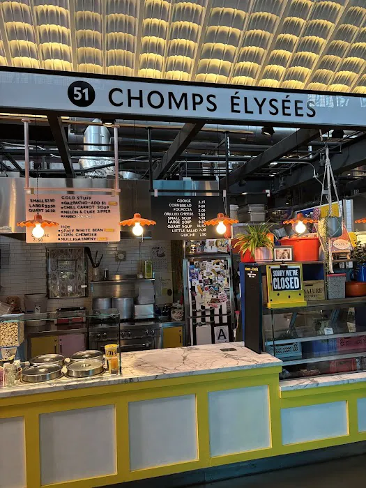 Chomps Élysées Picture 6