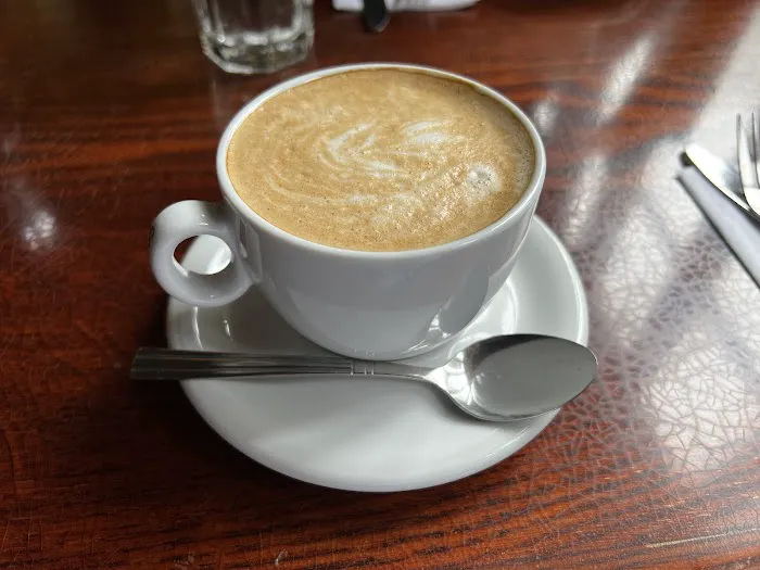 Bus Stop Cafe Picture 7